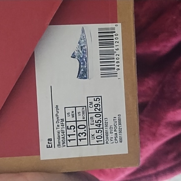 Vans - Picture 3 of 4